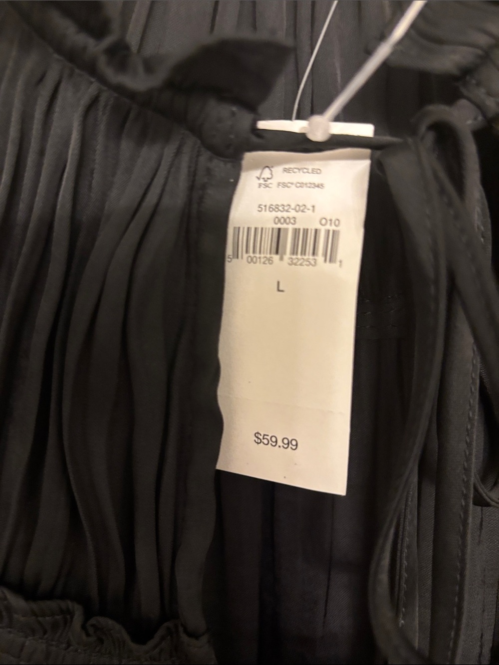 GAP NWT Size L. Black Pleated Tie-Neck Blouse with Puff Sleeves - Picture 3 of 6
